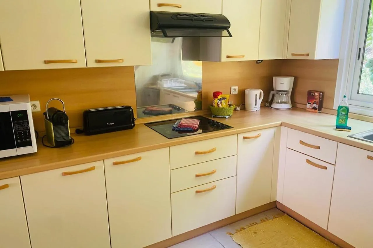 TAHITI Appartement 2 chambres Tres Belle vue mer RES TAHIRI 2 Punaauia  Polynésie française